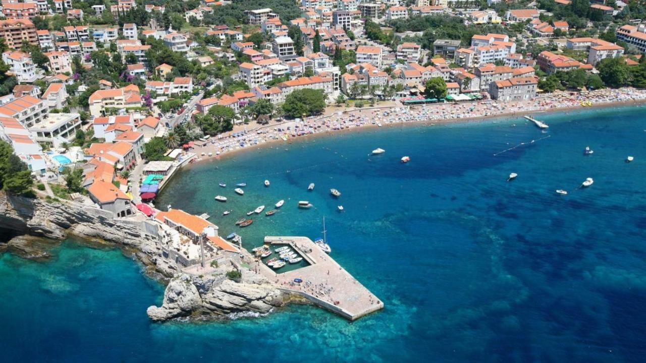 Montenegro Sea Pearl *